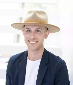 Ethan Williamson, West Vancouver, Real Estate Agent
